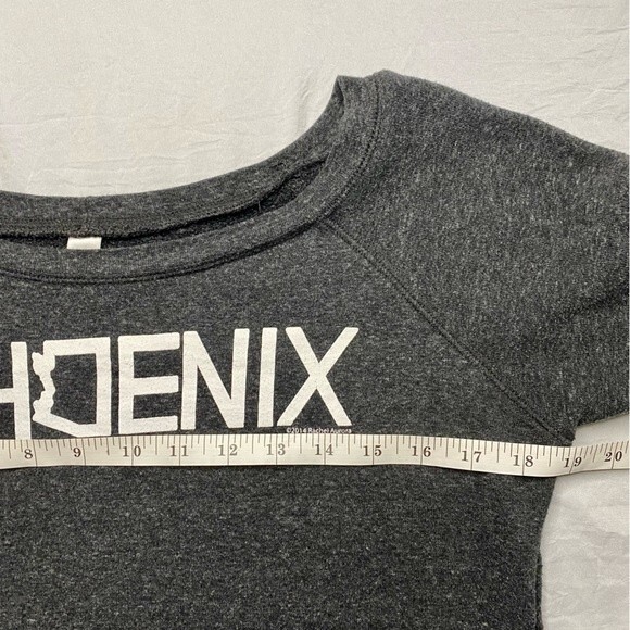Bella Grey Phoenix Arizona Crewneck Sweatshirt Casual Size Medium - Picture 6 of 7